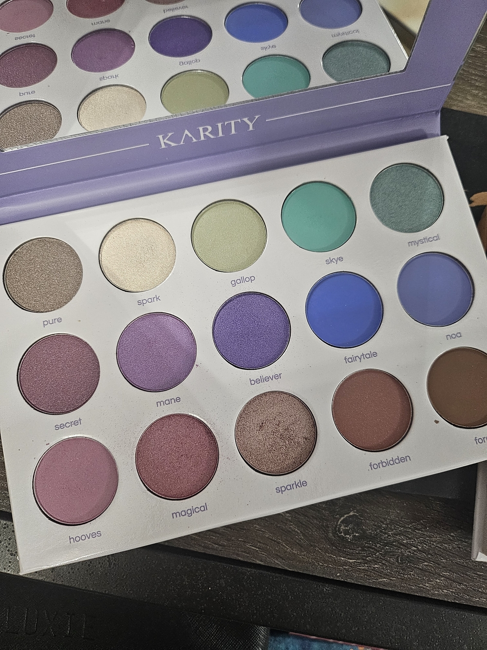 Unicorn Dreams Pastel Eyeshadow Palette - Lavender - Picture 2 of 4
